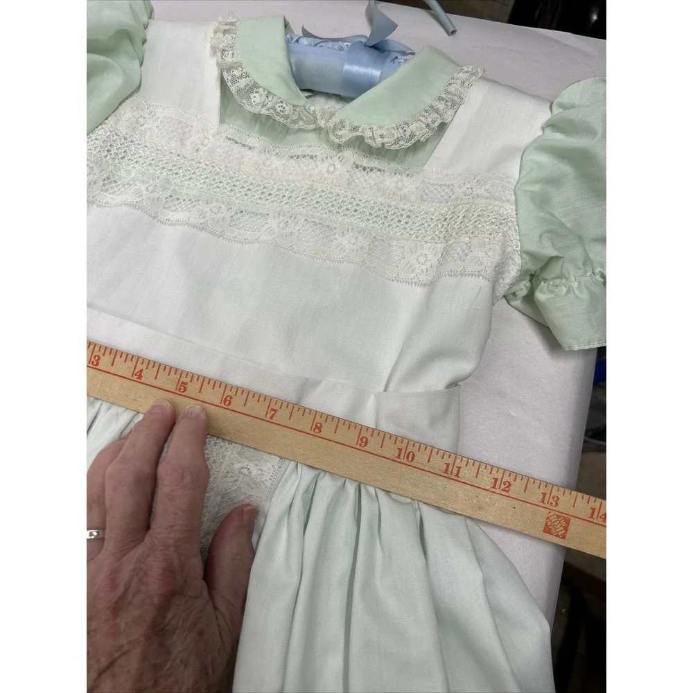 Vintage Little Girls Dress Lace Trimmed‎ Green & White Puff Sleeve Cari Classic